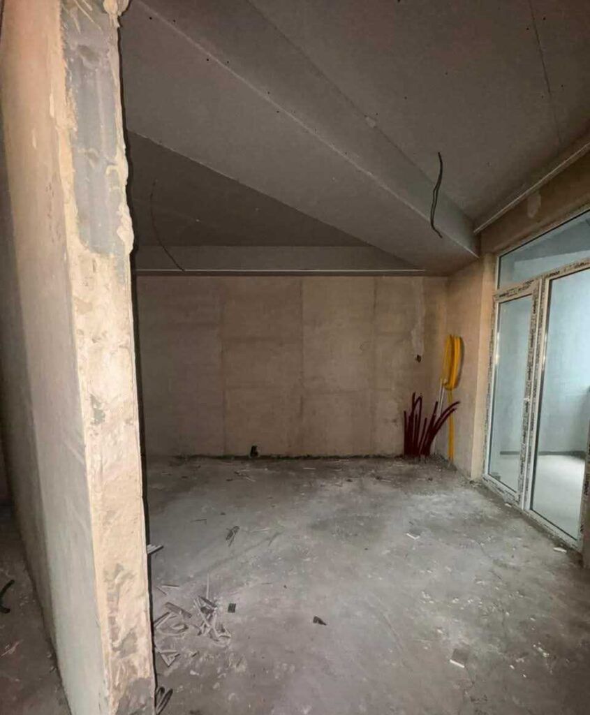 2 c4e609d5 8d22 4efc 8f38 032def6699b 845x1024