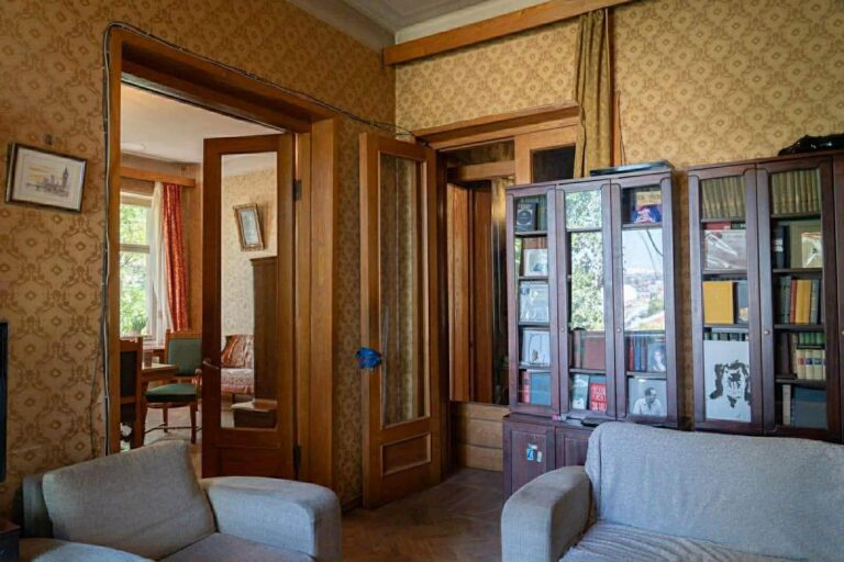 3df7141b cc18 4ce3 83d8 646b9e80b 768x512